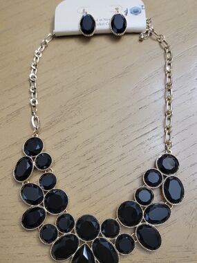 Elegant Black Statement Necklace and Earring Set